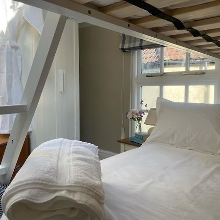 Gorgeous Country Cottage On Outskirts Of Bath With Wood Fired Hot Tub Midford 外观 照片